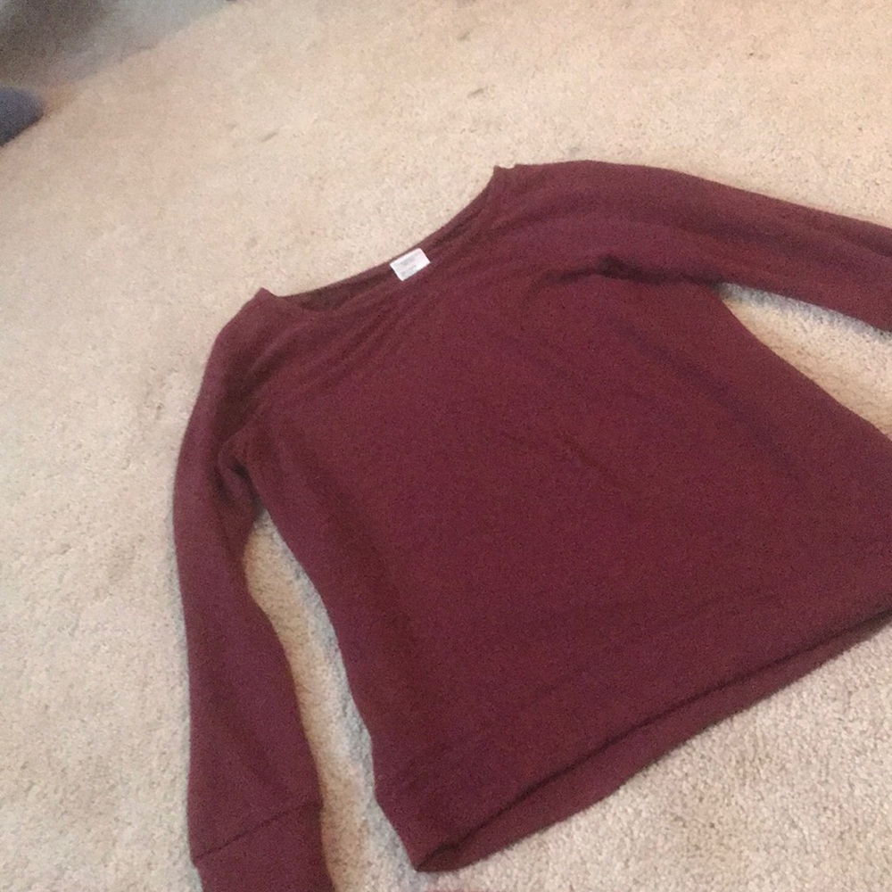 Maroon long sleeve shirt